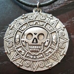 Men’s Silver-Tone Skull Medallion Pendant Necklace - Edgy Aztec Design